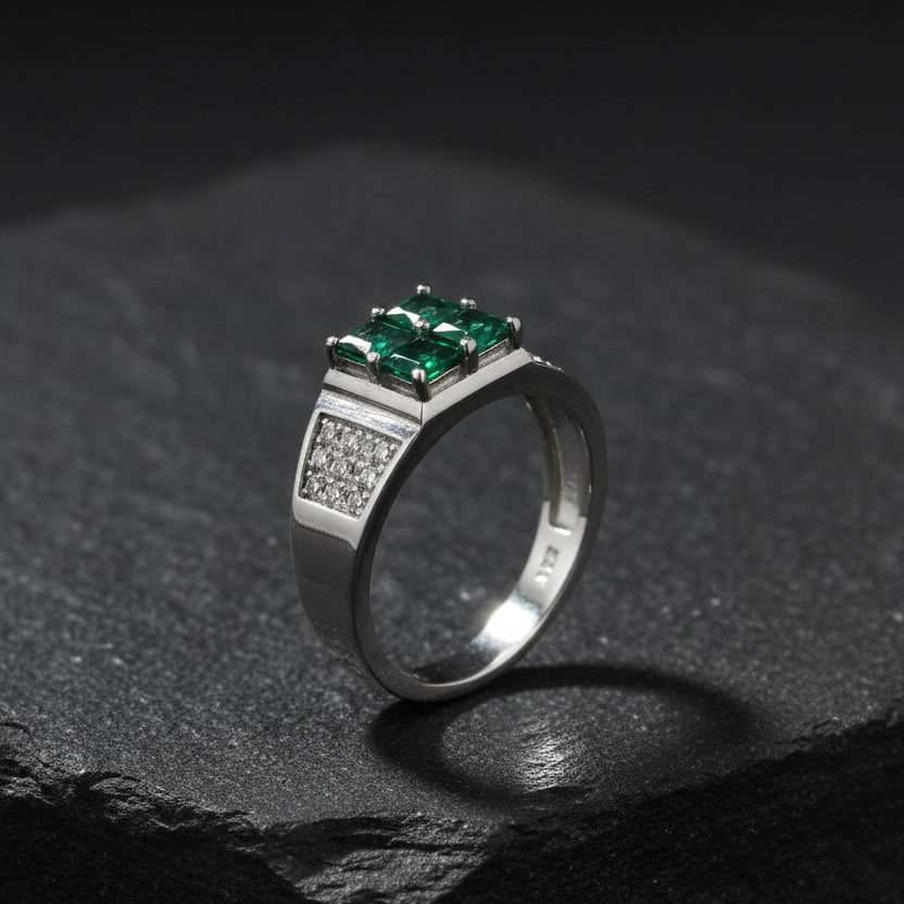 Emerald Majesty 925 Silver Ring