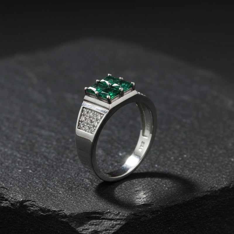 Emerald Majesty 925 Silver Ring