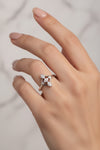 💮 Geometric Shiny Silver Ring with White Crystals
