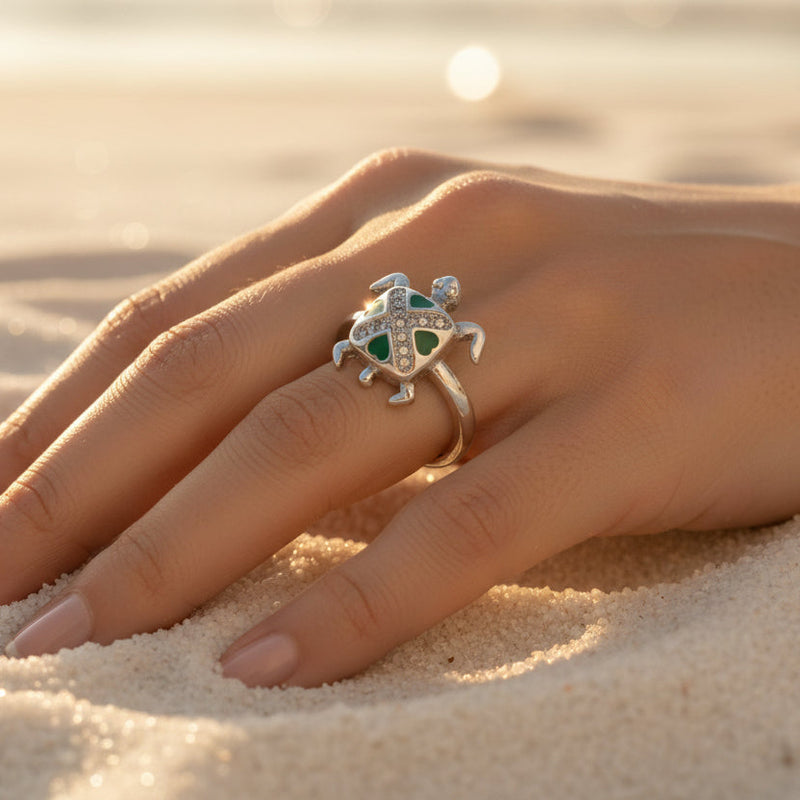 🧭 Feng Shui Tortoise Silver Ring with Crystal Cross Shell