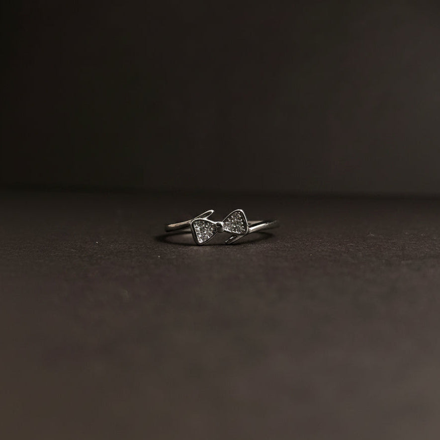 🎀 The Sweet Bow Silver Ring with Sparkling Crystals 💍✨